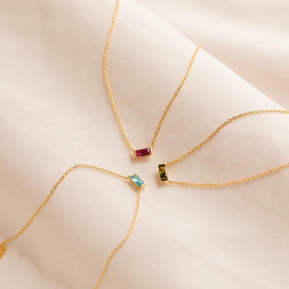 Personalized Birthstone Pendant Necklace™