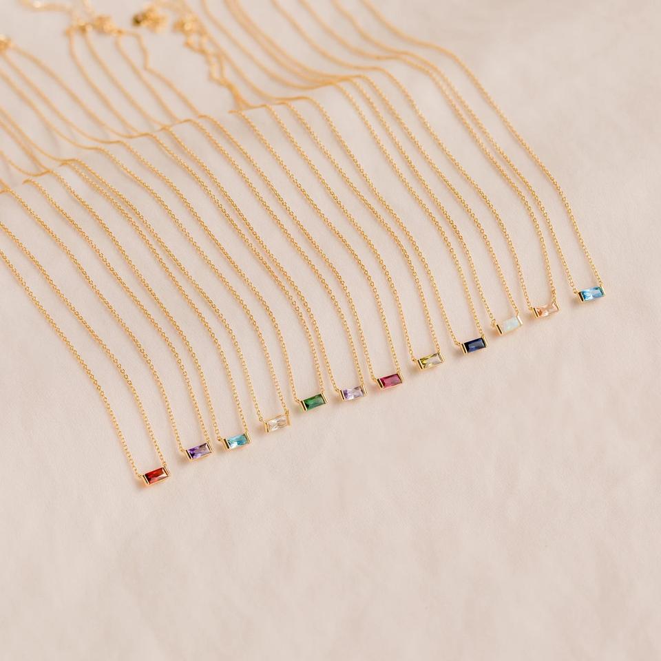 Personalized Birthstone Pendant Necklace™