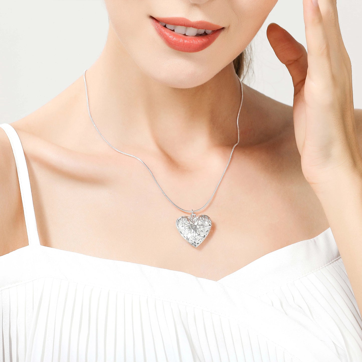 Personalized Silver Photo Frame Necklace™