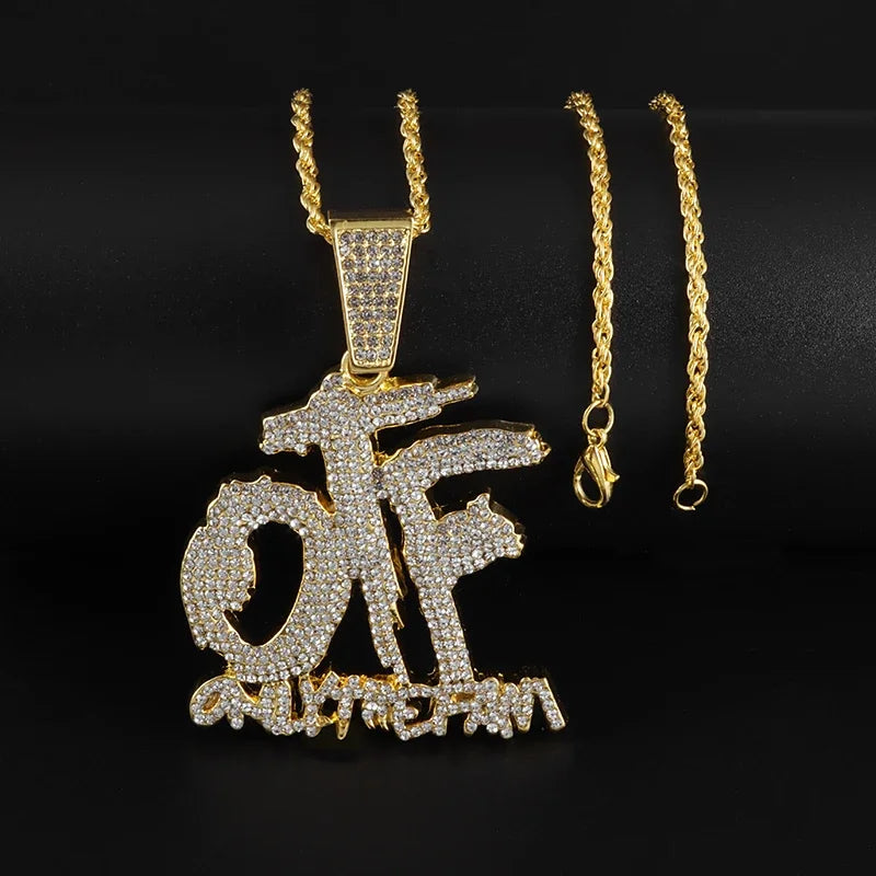 Elegant Initial Pendant Necklace™