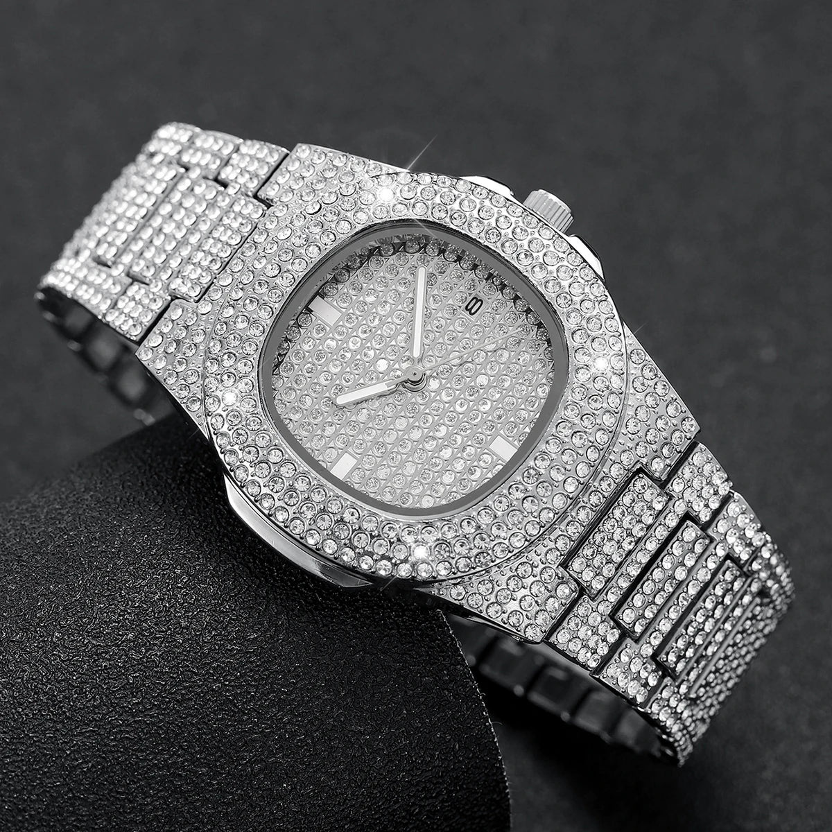 Diamond Luxe Men's Quartz Watch™